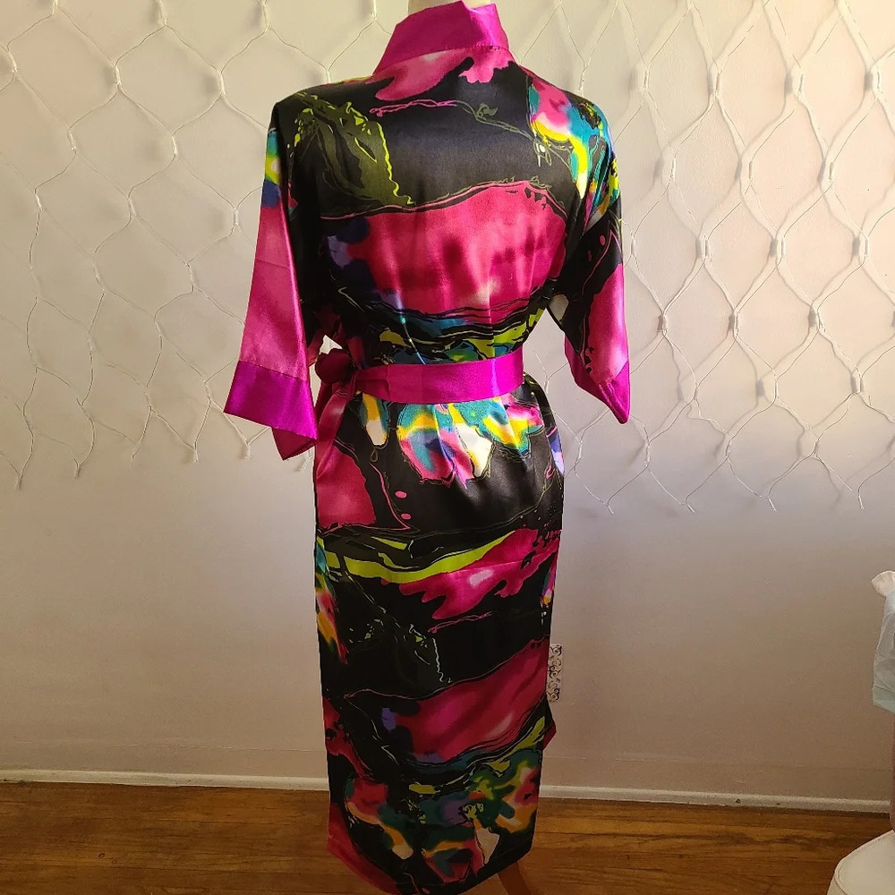 Wrap-Around Robe by M. Vie / Size Large - Picture 4 of 6